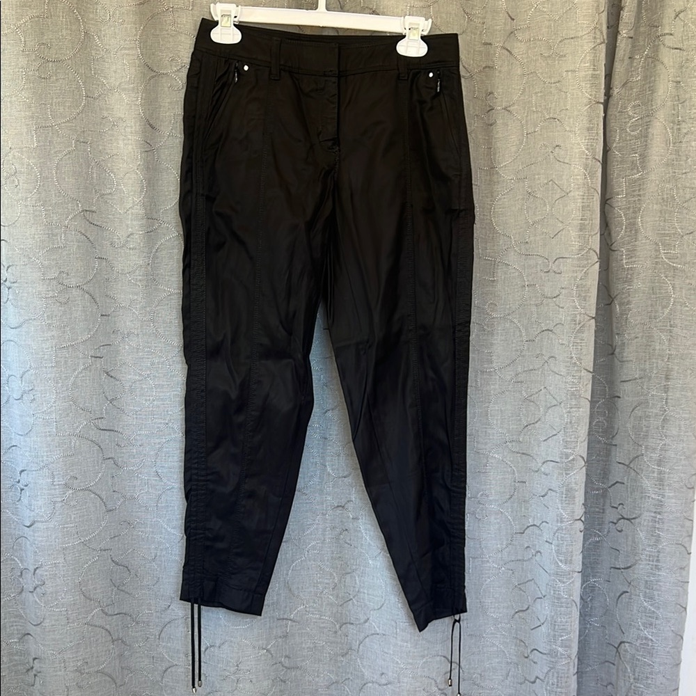 NWOT White House Black Market Black Cropped Pants
